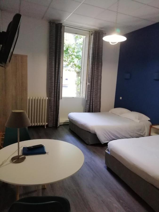 Hotel D'Angleterre Awinion Zewnętrze zdjęcie