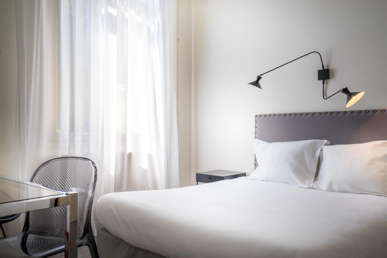 Hotel D'Angleterre Awinion Zewnętrze zdjęcie